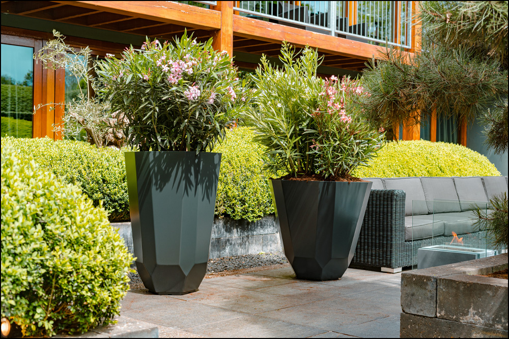 ADEZZ FACET extra large TALL Aluminium Modern Garden Planters
