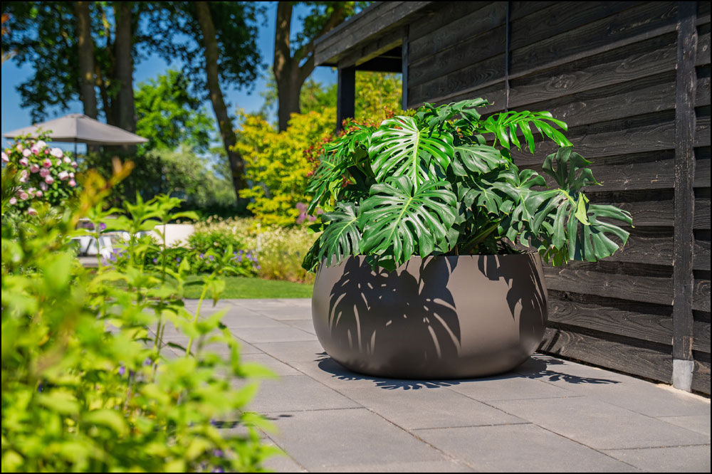 ADEZZ Fibreglass LORA Planter