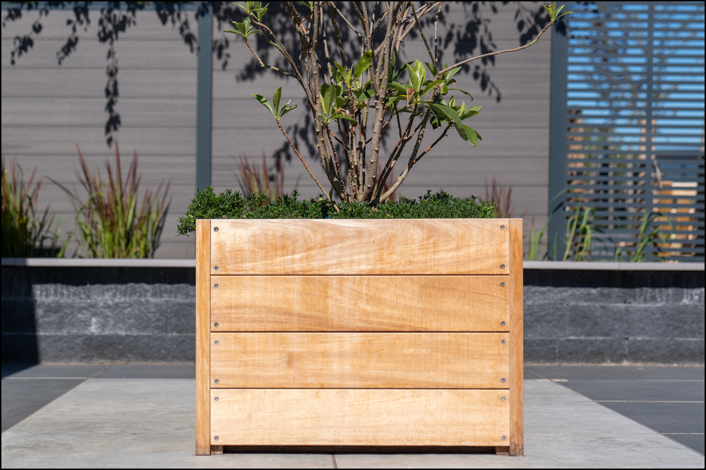 ADEZZ HARDWOOD CARREZ SQUARE Planter